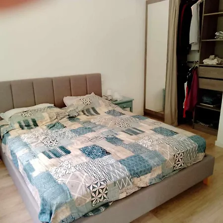 Belle Lit King Size Homestay